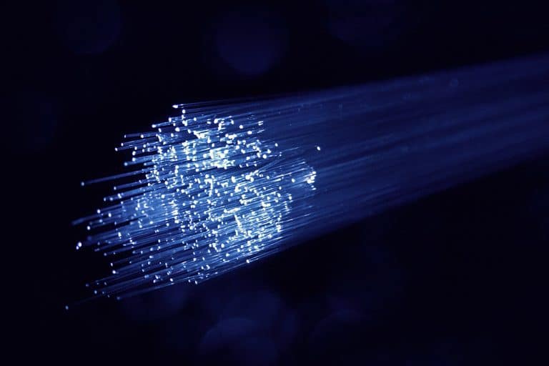 TIM e ANACI siglano l’accordo per la connessione degli edifici alla rete in fibra ottica